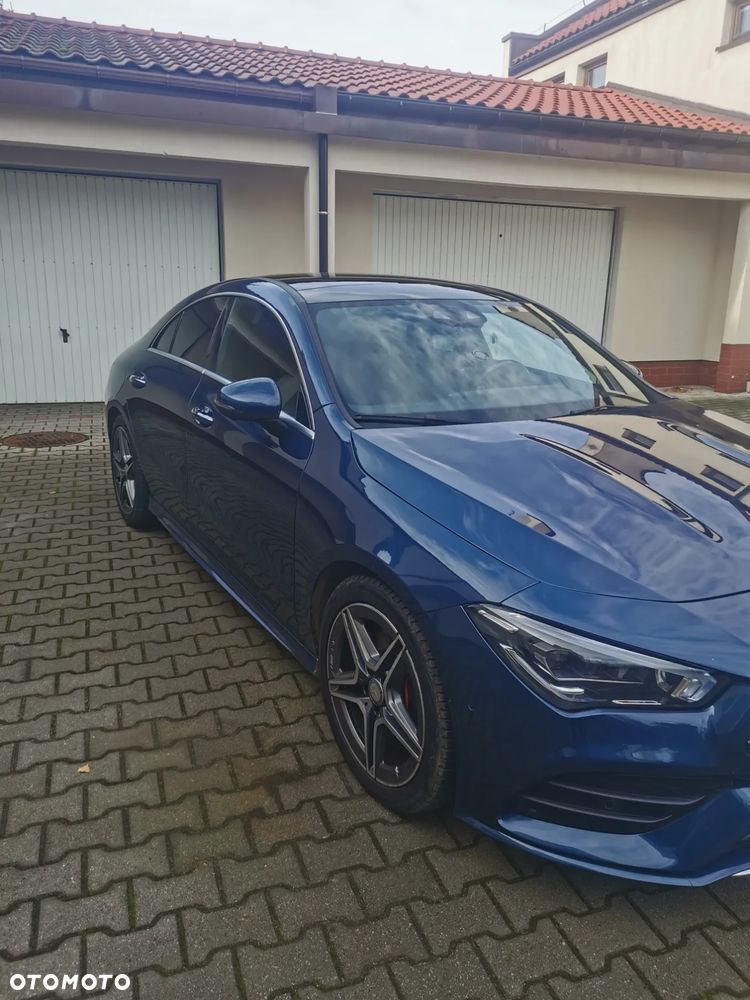 Mercedes-Benz CLA 250 4-Matic AMG Line 7G-DCT - 2