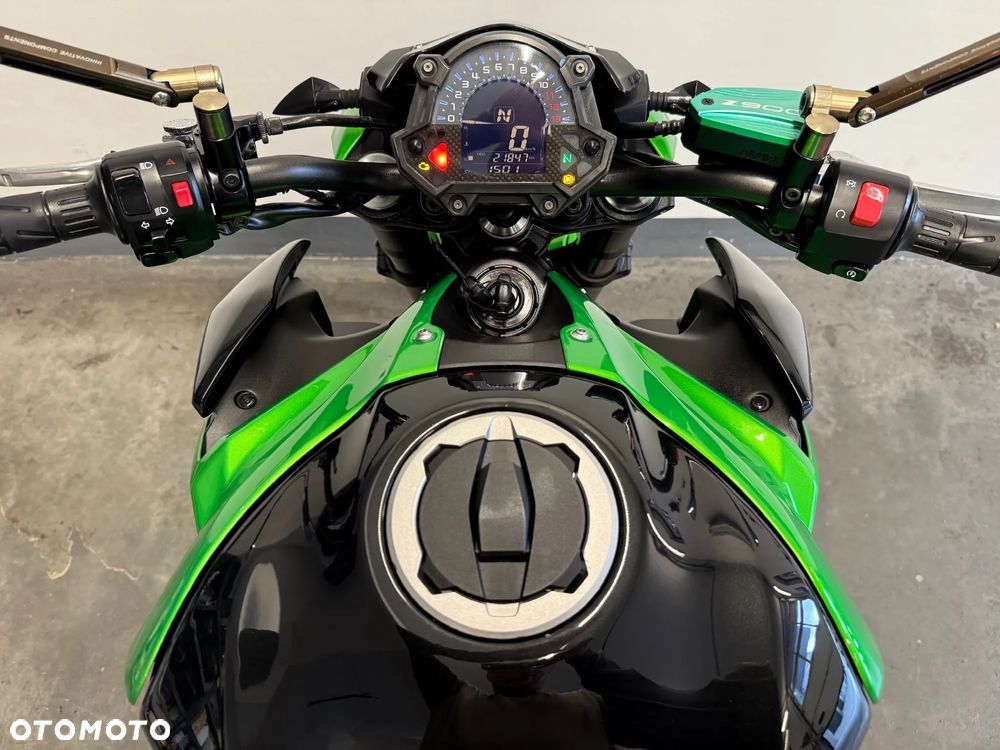 Kawasaki Z 900 - 8