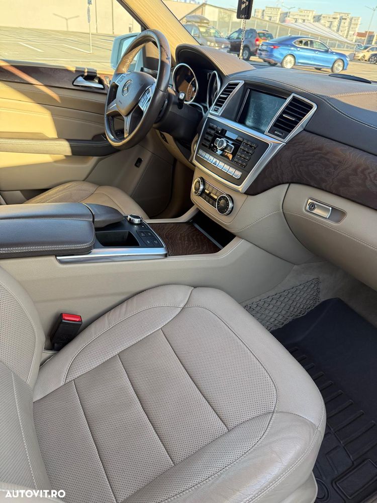Mercedes-Benz ML - 6
