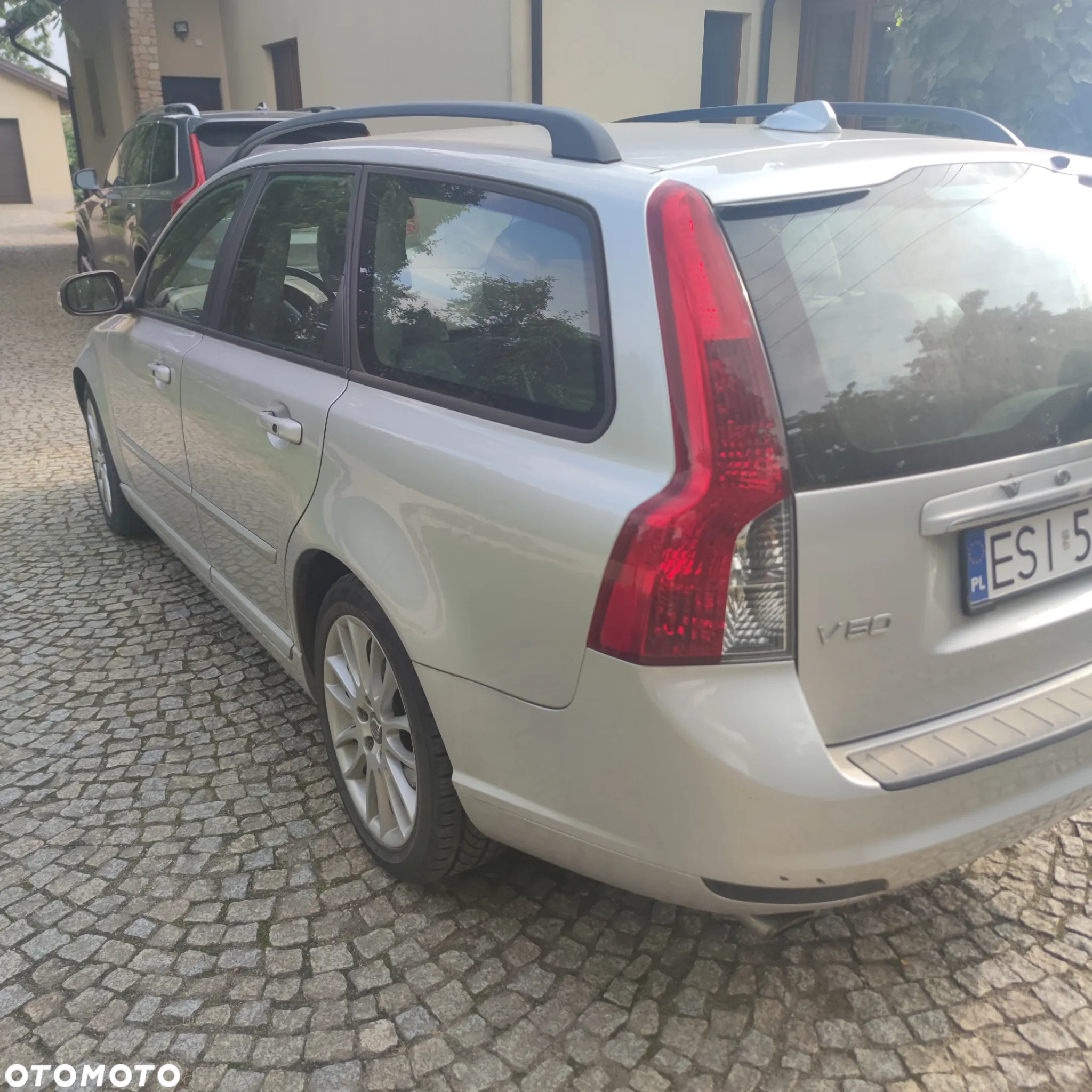 Volvo V50 T5 Geartronic Momentum - 4