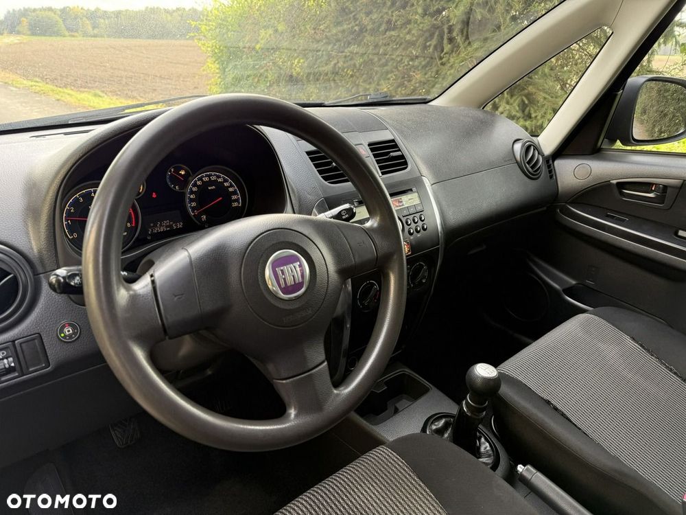 Suzuki SX4 - 4