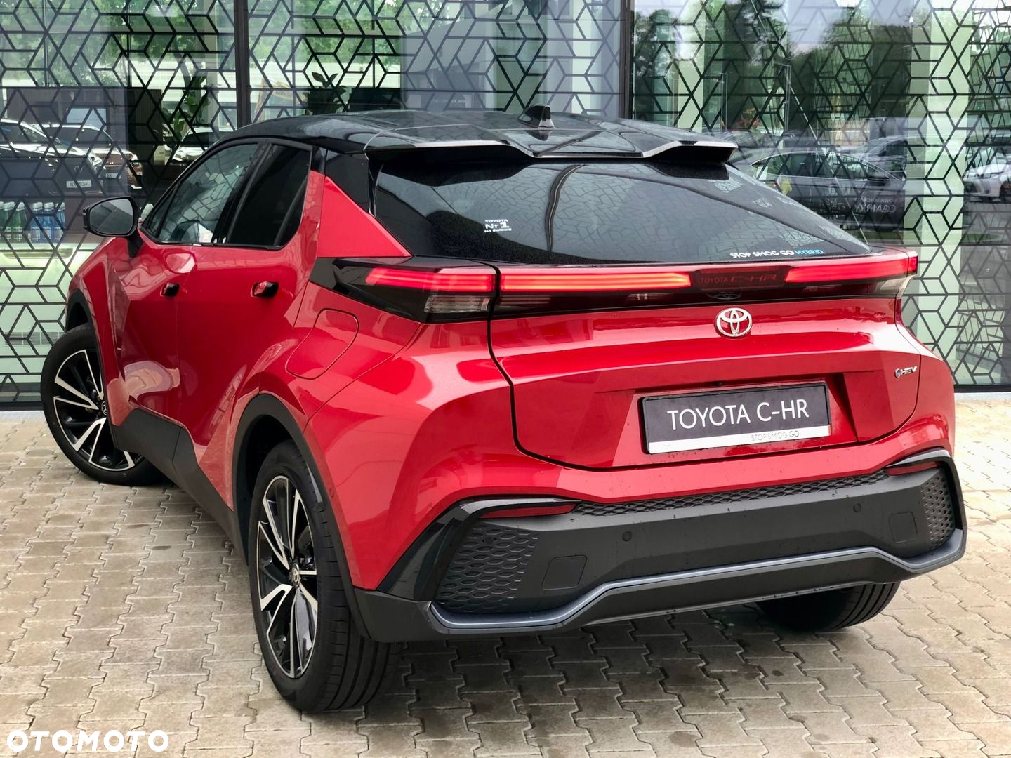 Toyota C-HR - 11