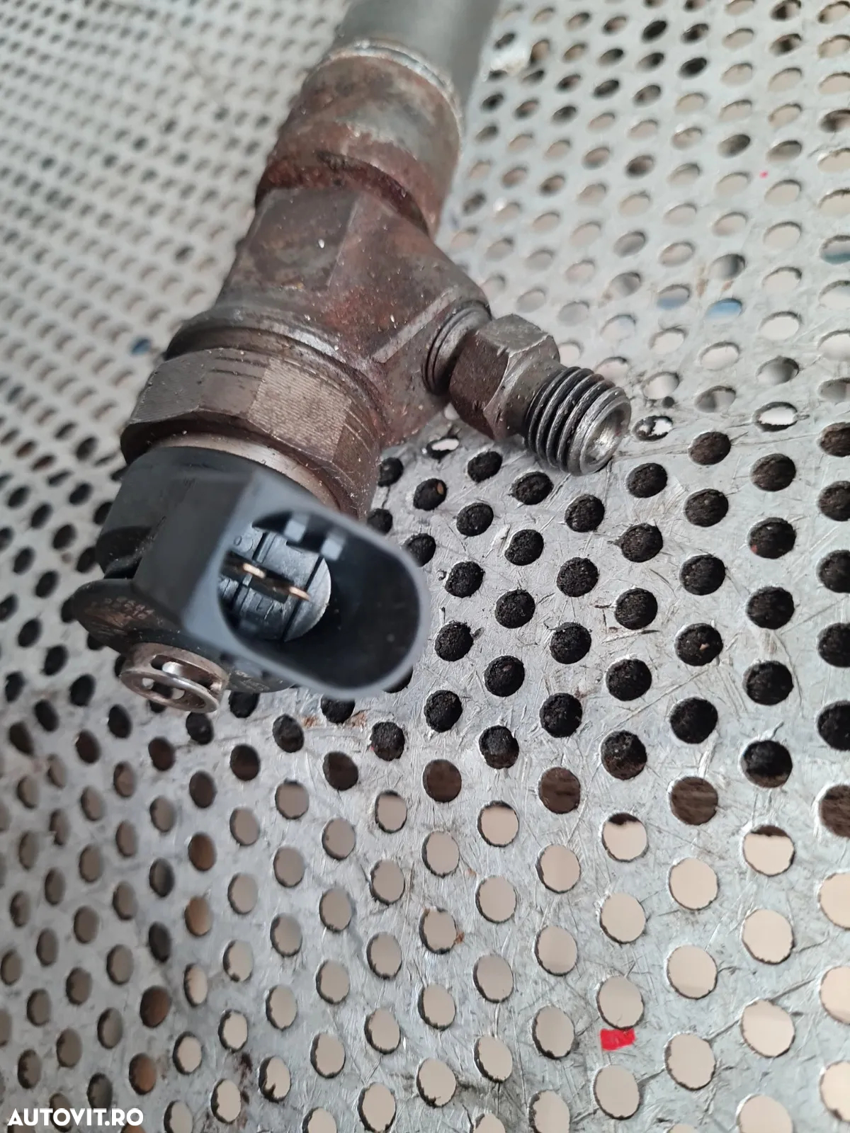 Injector Bmw Cod  2.0 Diesel M47 E90 E91 E88 E87 E81 X3 Etc. - Dezmembrez Bmw - Dezmembrari Arad - 7
