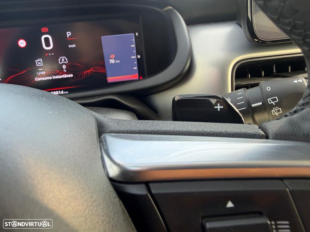 Jeep Avenger 1.2 e-Hybrid Altitude DCT - 36