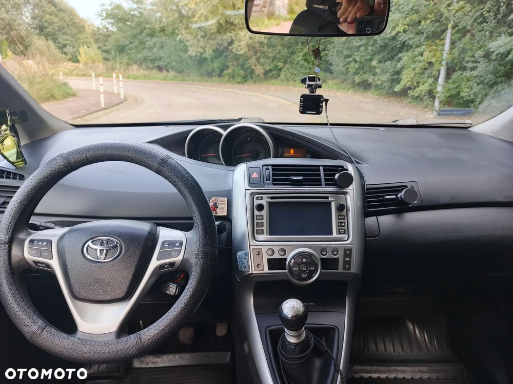 Toyota Verso 1.8 Prestige - 9