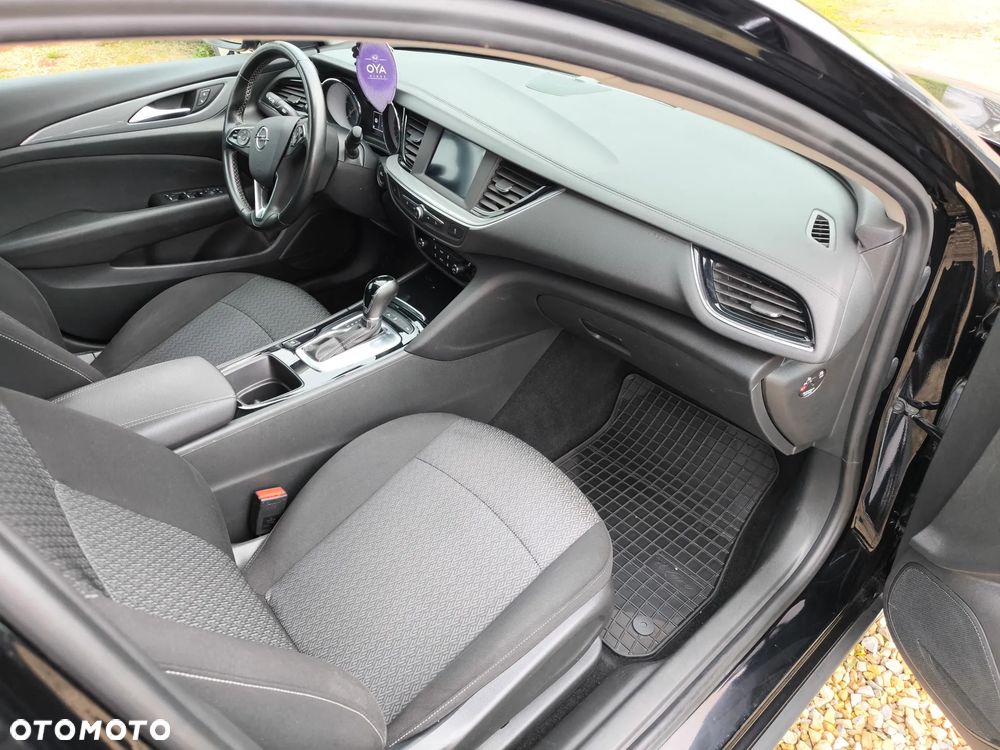 Opel Insignia - 12