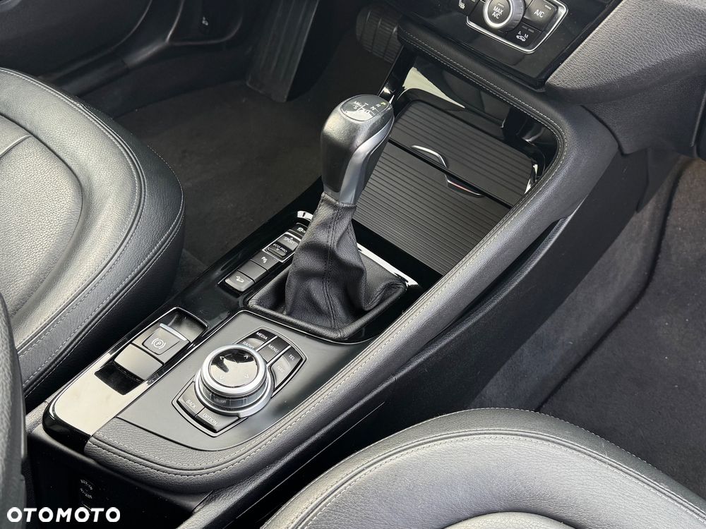 BMW X1 xDrive25i xLine - 22