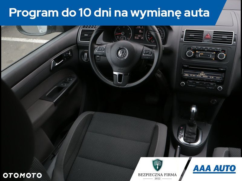 Volkswagen Touran - 9