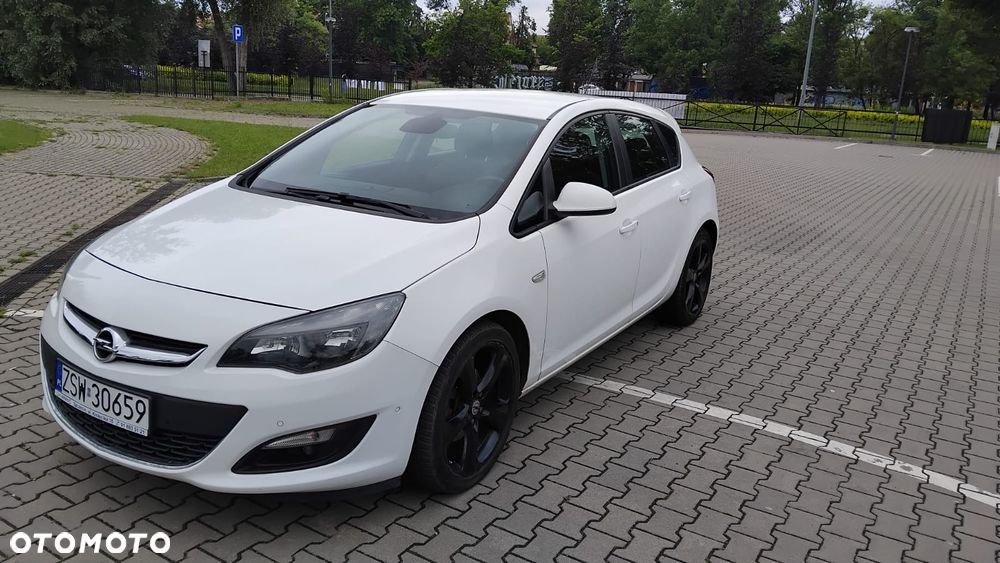 Opel Astra 1.6 CDTI DPF ecoFLEX Start/Stop Edition - 1