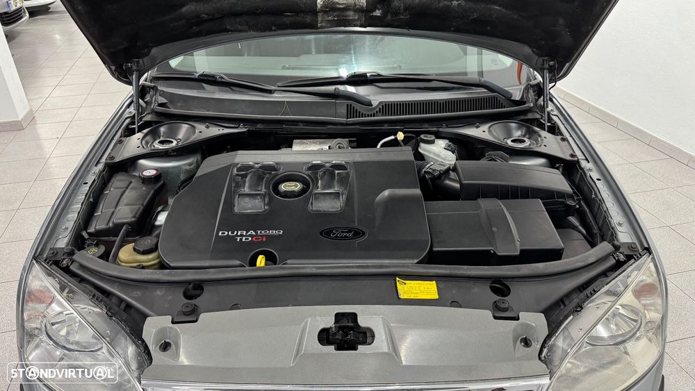 Ford Mondeo 2.0 TDCI Ghia Executive - 36