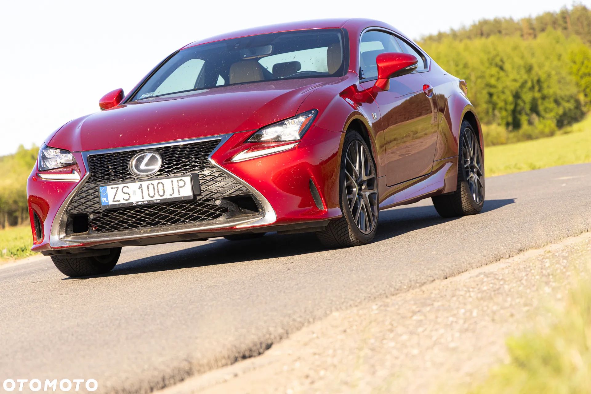 Lexus RC 200t / 300 F Sport - 1