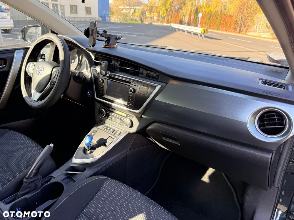 Toyota Auris - 27