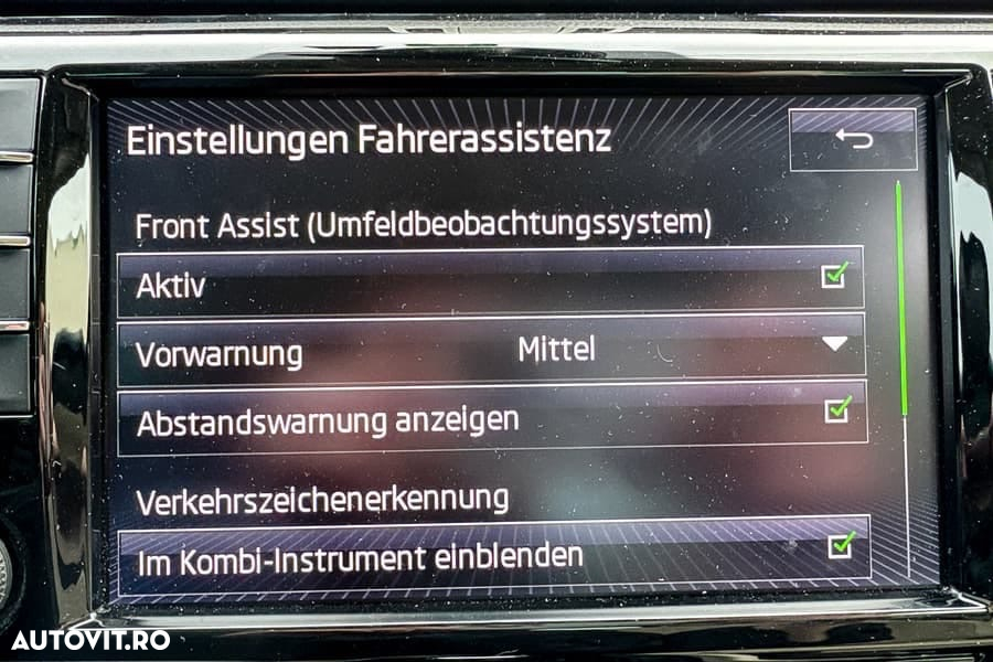 Skoda Superb 2.0 TDI DSG Style - 16