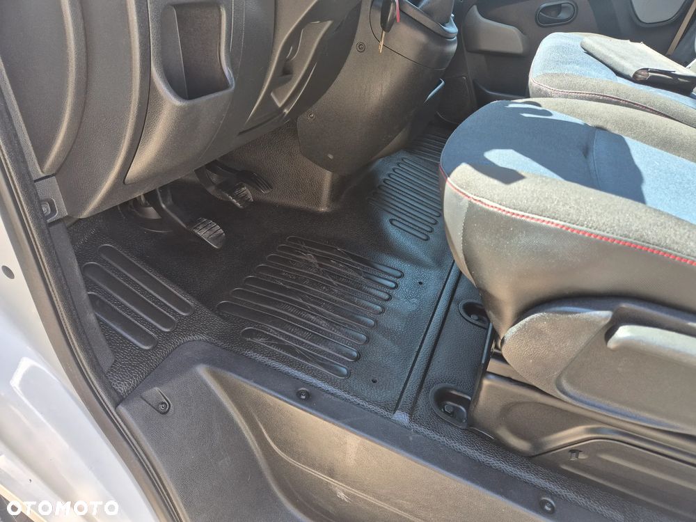 Renault MASTER KONIOWÓZ 1800KG ŁADOWNOSC DO PRZEWOZU ZWIERZAT BYDŁA KLIMA - 23