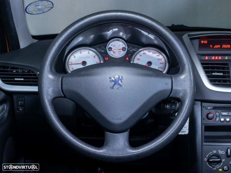 Peugeot 207 - 10