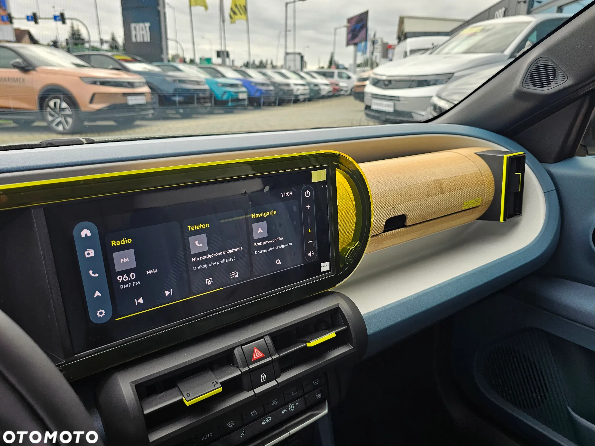 Fiat Grande Panda 1.2 mHEV La Prima eDCT - 11