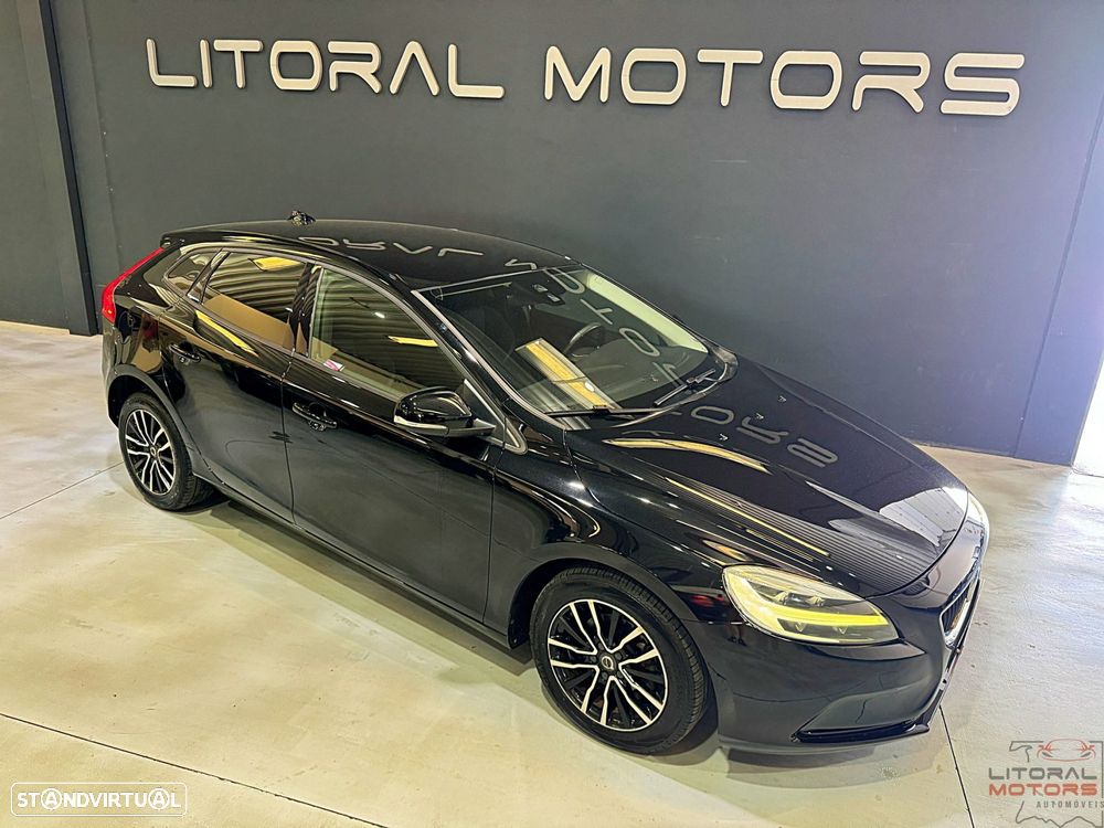 Volvo V40 D2 Black Line - 3