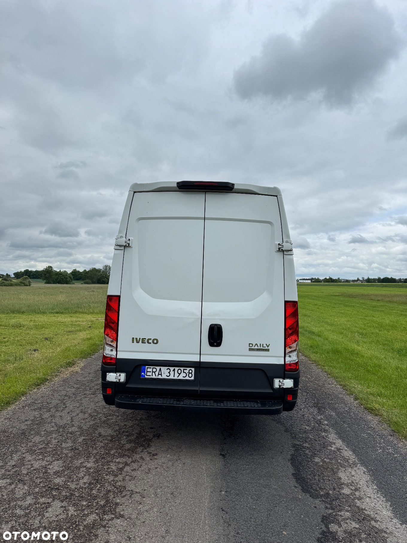 Iveco 35s16 - 6