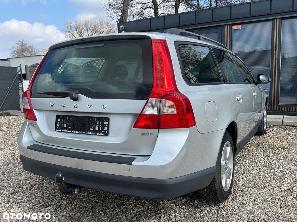 Volvo V70 2.0 - 9