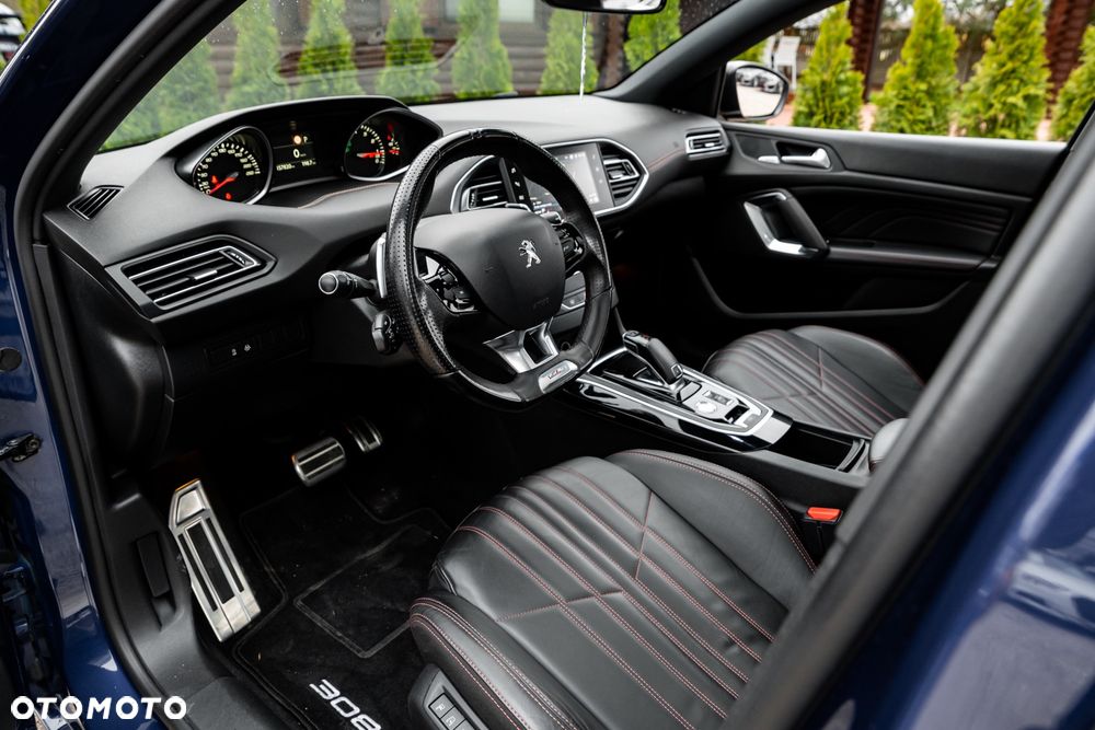Peugeot 308 PureTech 130 EAT8 GT - 16