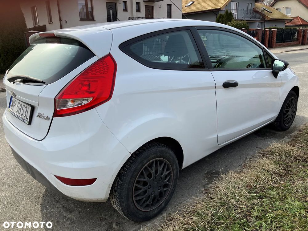 Ford Fiesta - 5