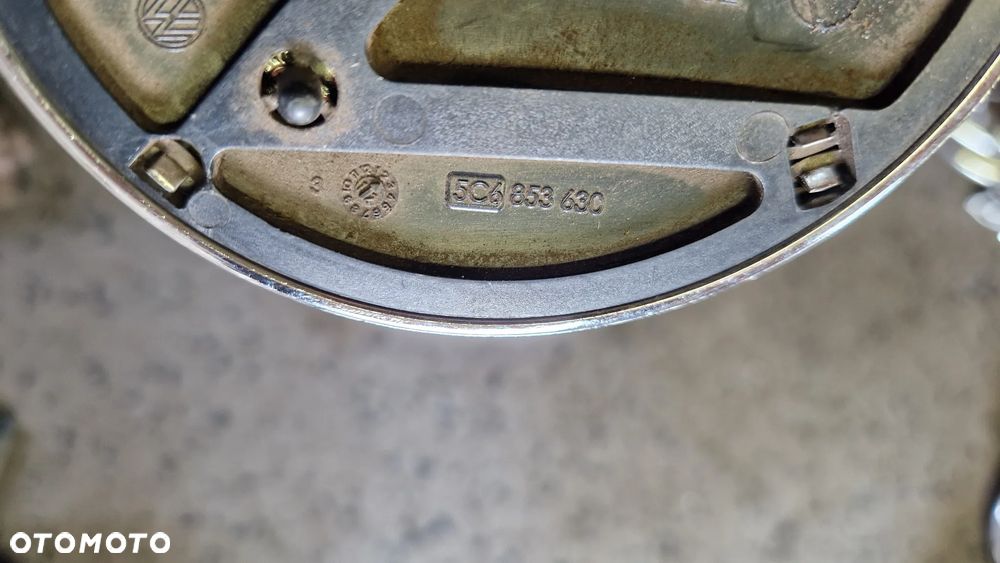 VOLKSWAGEN JETTA POLO PASSAT ZNACZEK TYŁ 5C6853630 - 3