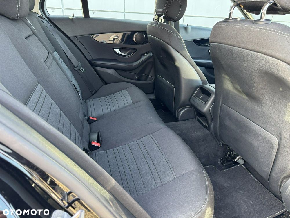 Mercedes-Benz Klasa C - 22