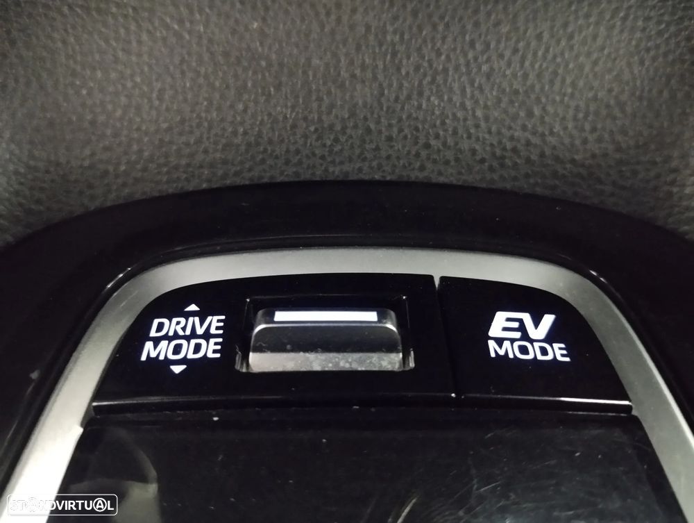 Toyota Corolla 1.8 Hybrid Comfort - 34