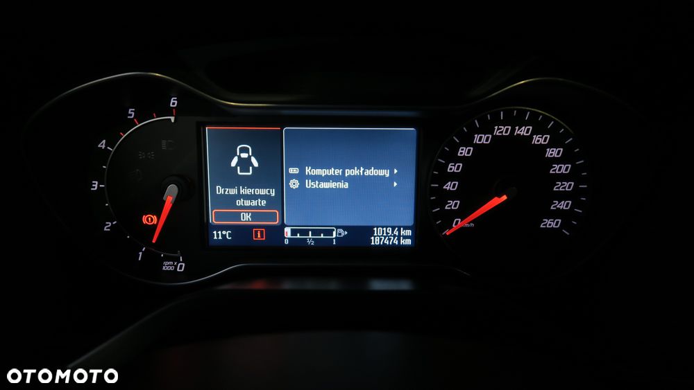 Ford S-Max - 10
