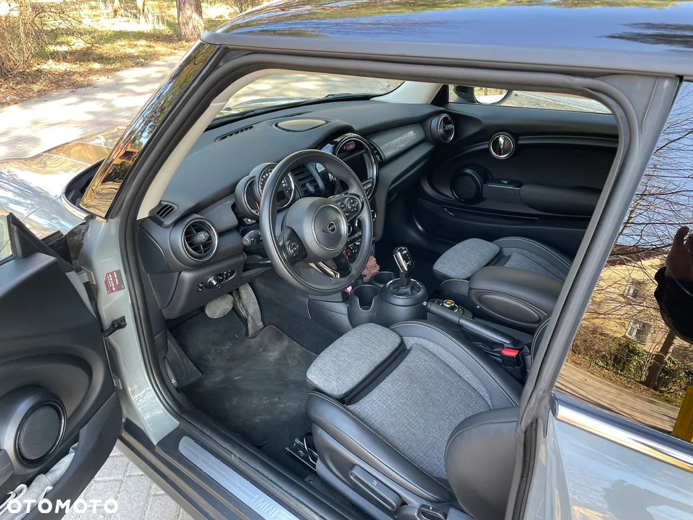 MINI Cooper Seven Chili - 8