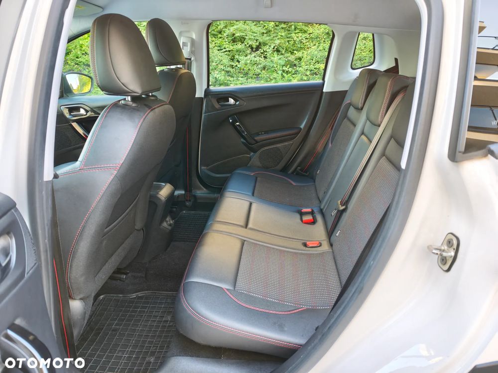 Peugeot 2008 PureTech 130 Stop&Start GT-Line Edition - 25
