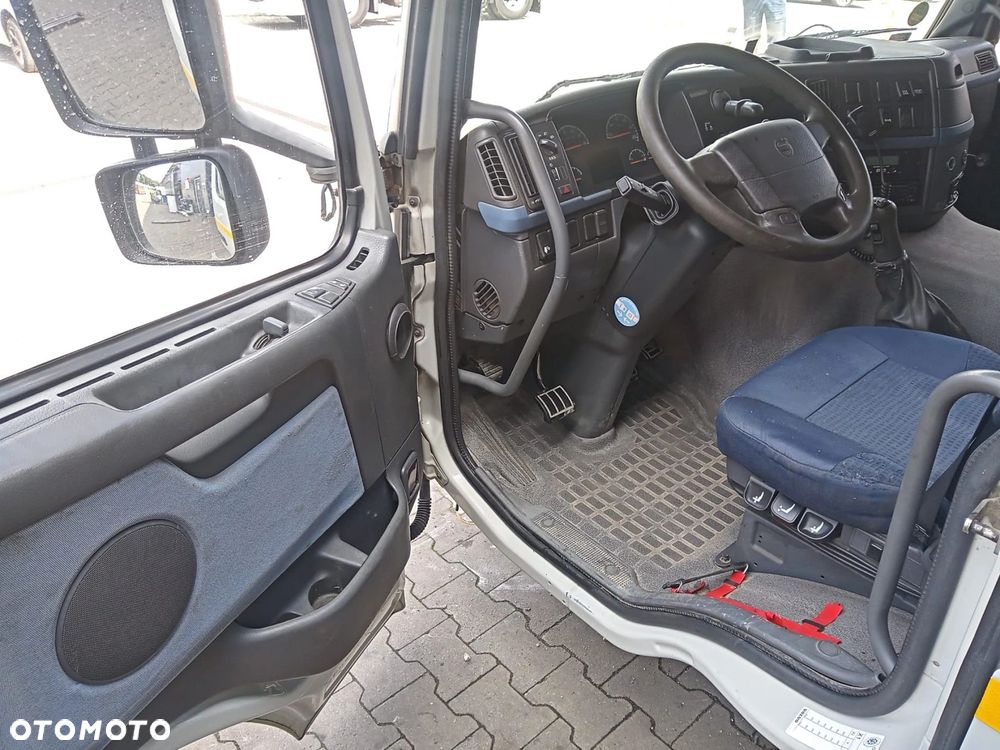 VOLVO FM13 KABINA KOMPLETNA GLOBETROTTER - 5