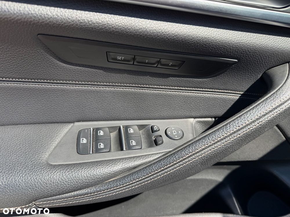 BMW Seria 5 520d M Sport Edition - 40