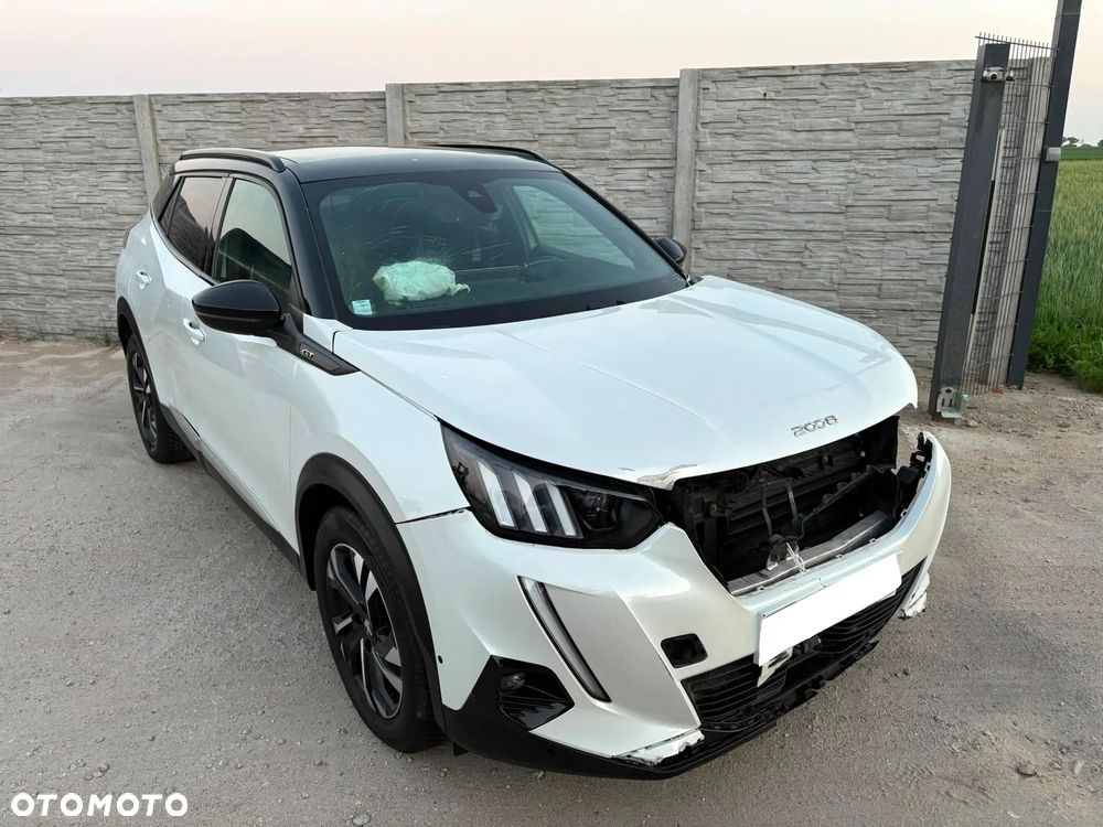 Peugeot 2008 PureTech 130 GT - 2