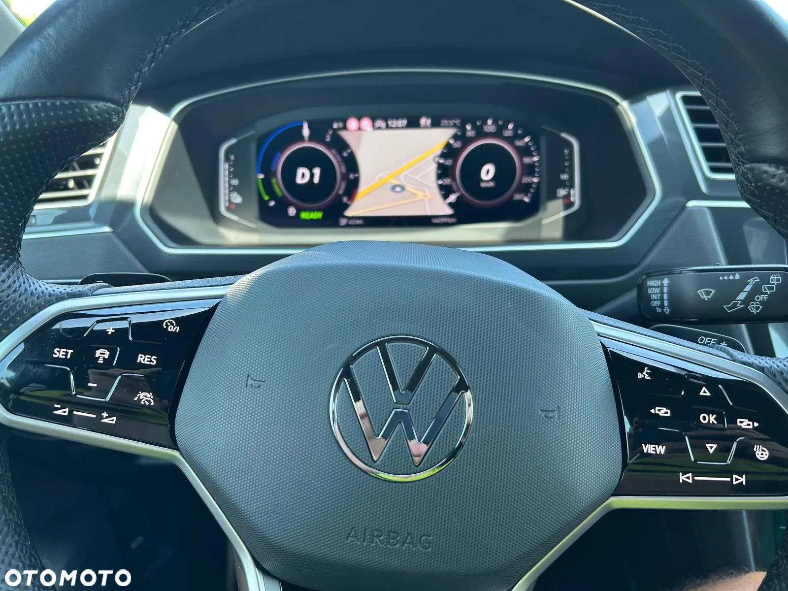 Volkswagen Tiguan - 34