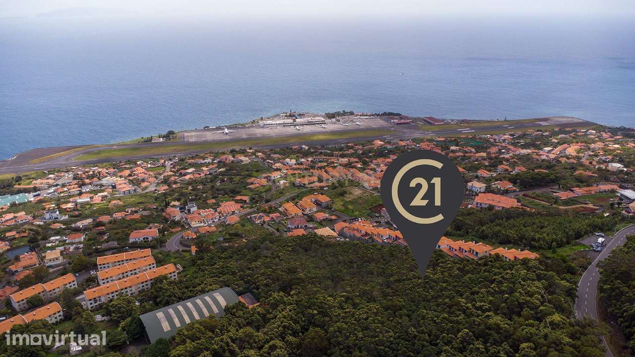 Terreno de 4734m² com Vista Mar em Santa Cruz – Madeira - Grande imagem: 3/5