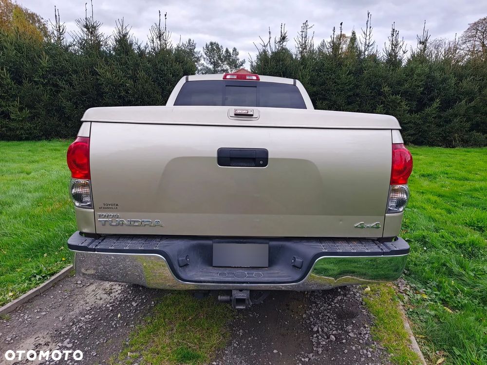 Toyota Tundra - 6