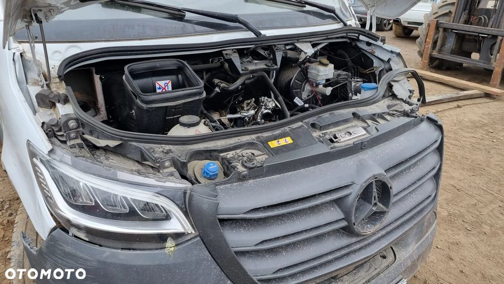 Mercedes-Benz Sprinter - 17