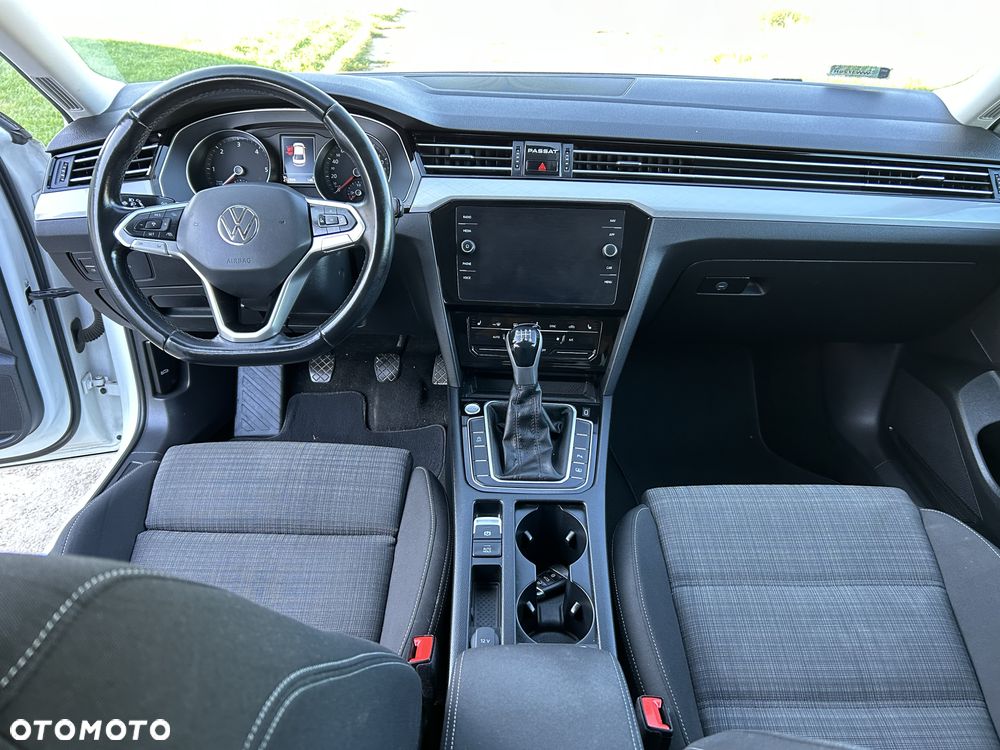 Volkswagen Passat 2.0 TDI EVO Business - 7