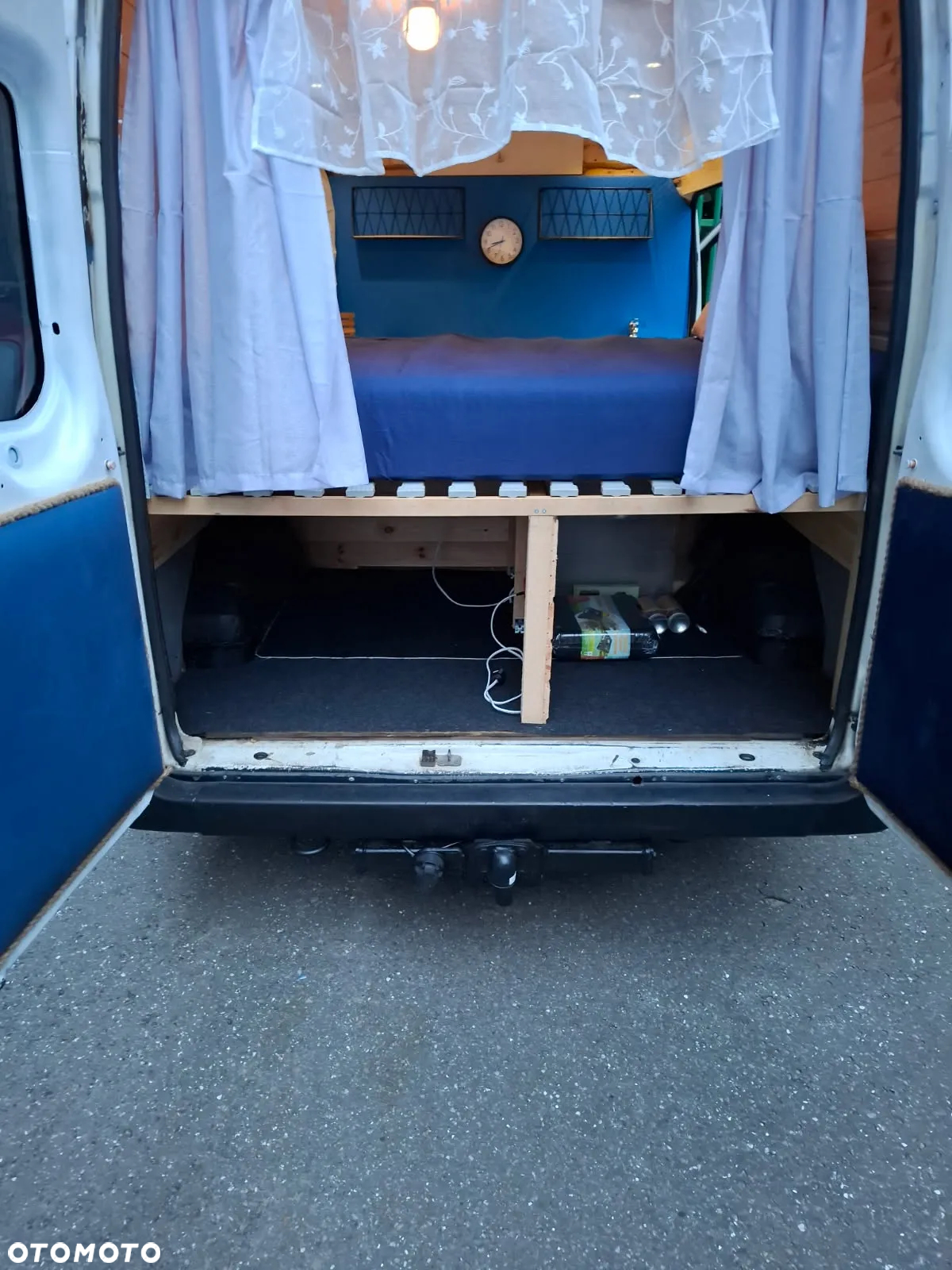 Ford Transit - 9