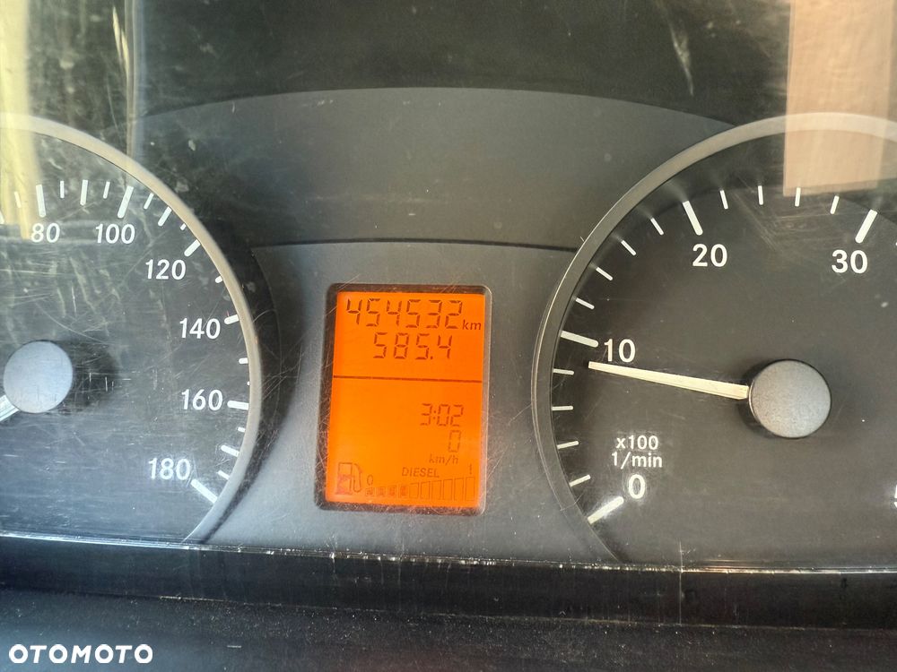 Mercedes-Benz sprinter - 8