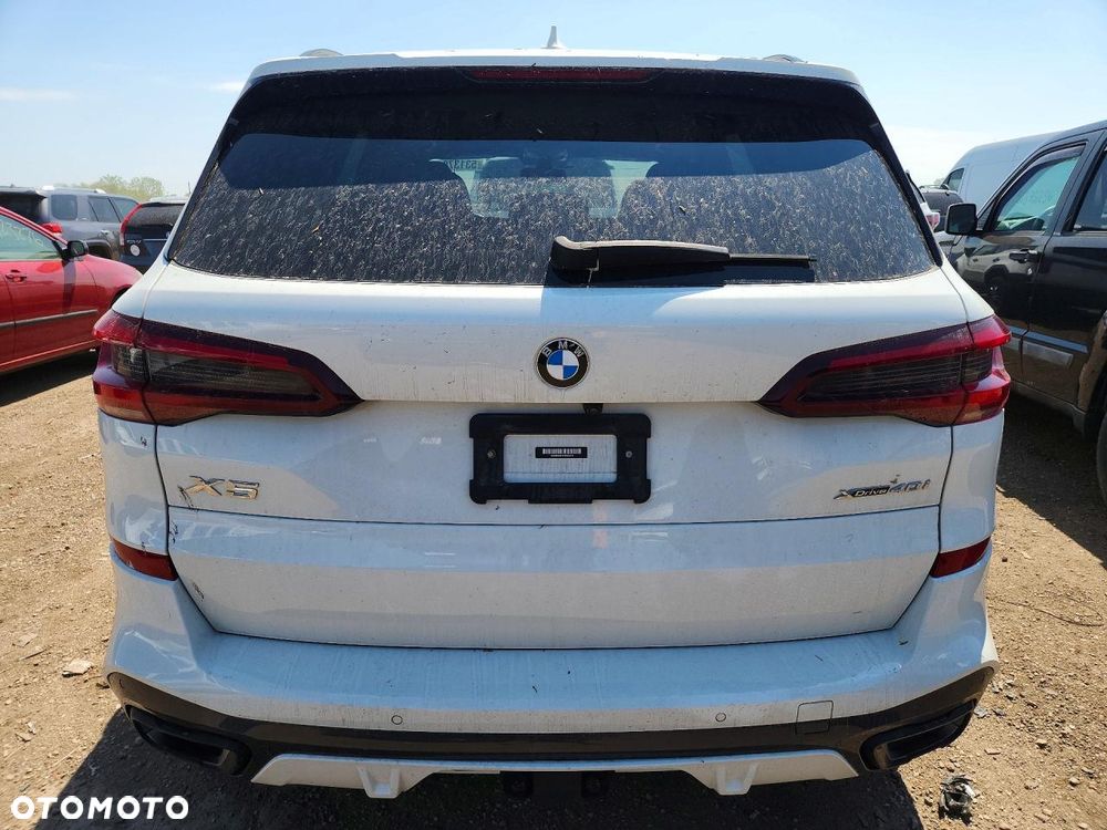 BMW X5 xDrive40i - 7