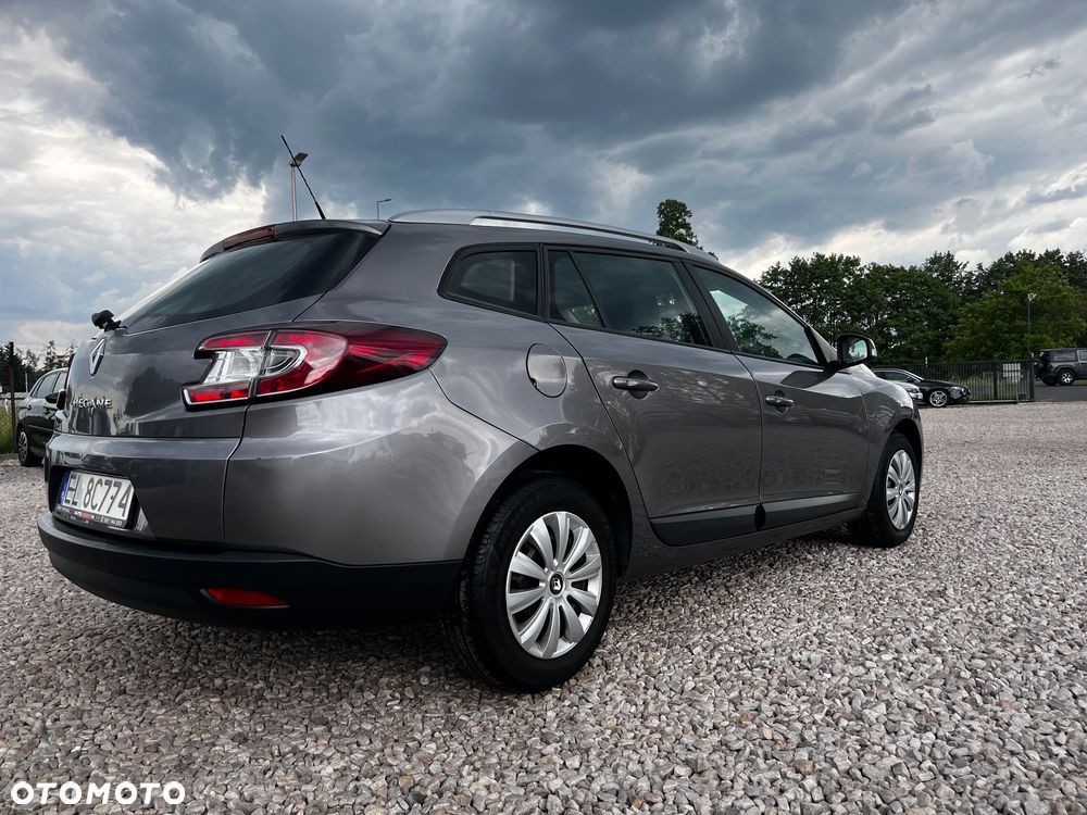 Renault Megane 1.6 16V 110 Expression - 9