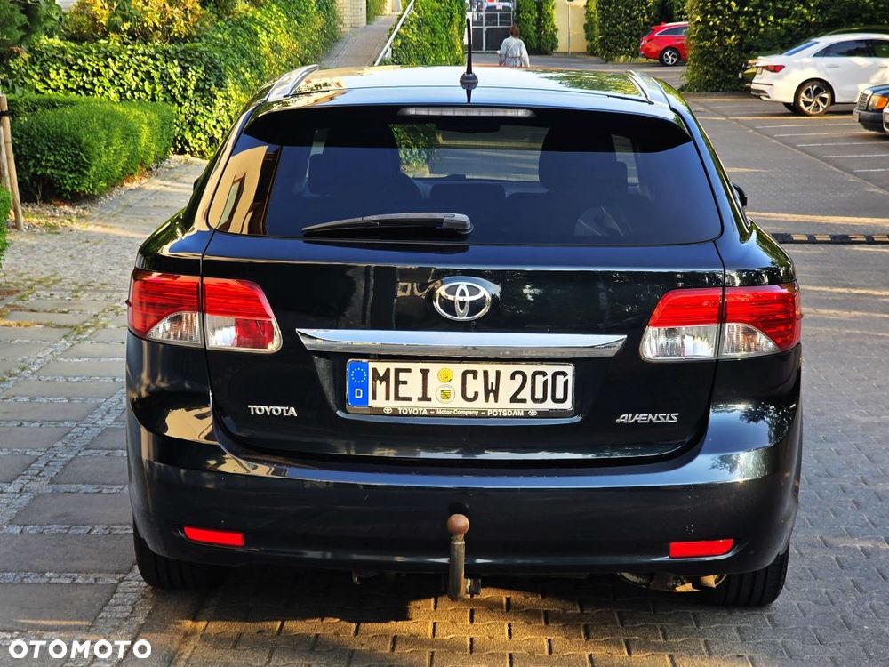Toyota Avensis 1.8 Sol plus NAVI - 5