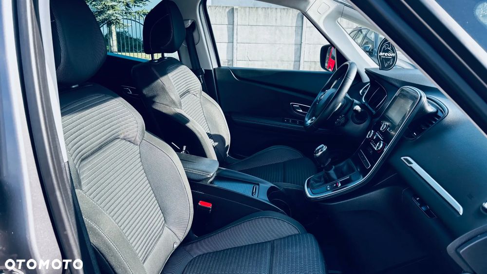 Renault Grand Scenic Gr 1.3 TCe Energy Bose - 6