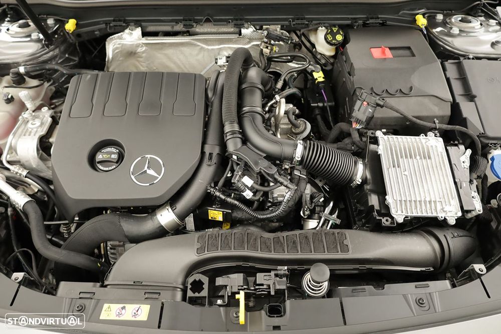 Mercedes-Benz A 200 Standard - 25