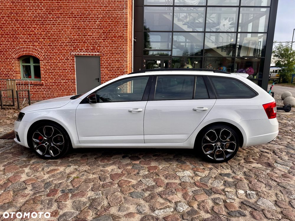 Skoda Octavia 2.0 TDI RS - 12