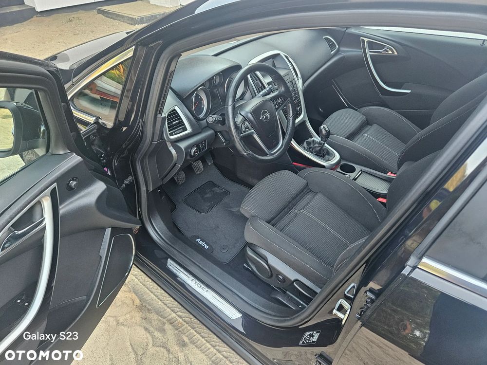 Opel Astra 1.4 Turbo Edition - 10