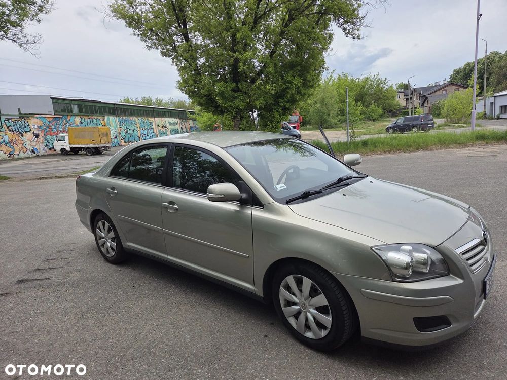 Toyota Avensis 1.8 VVT-i Luna - 9