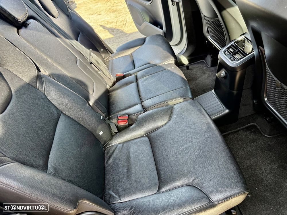 Volvo XC 90 2.0 T8 PHEV Inscription Expression AWD - 26